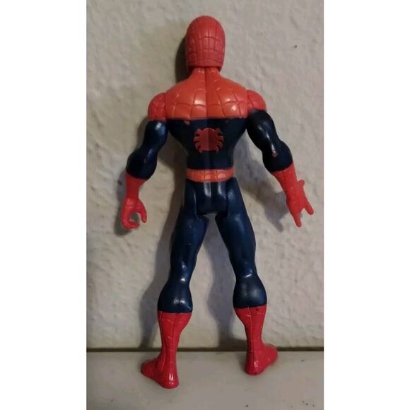 ULTIMATE SPIDER-MAN (Rhino Rampage Set Variant) Figure, Hasbro 2015 5 1/2 in. - Picture 2 of 7